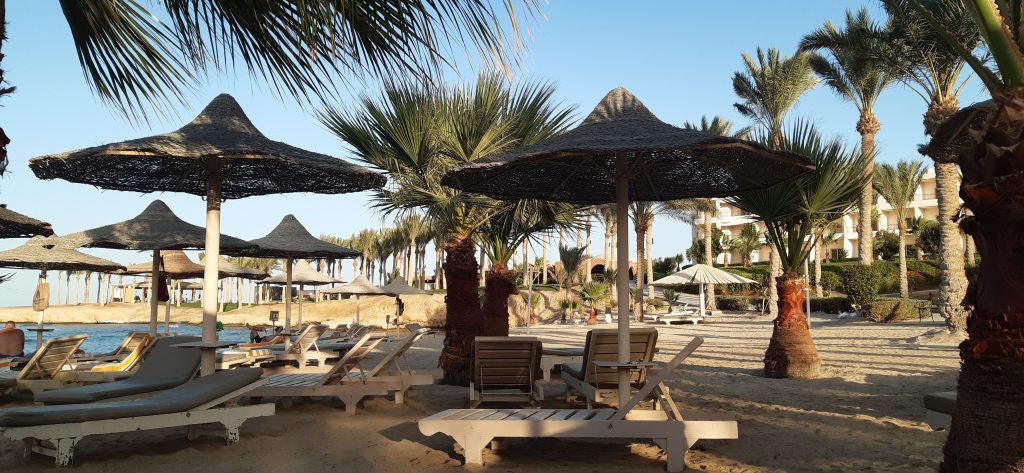 Ik ben op vakantie geweest in Egypte ! Hotel Royal Brayka - Beach.